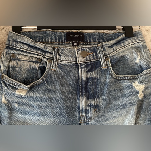 Lucky Brand Women’s Distressed Boy Mid-Rise Blue Jeans size 4 / 27R - Picture 8 of 8